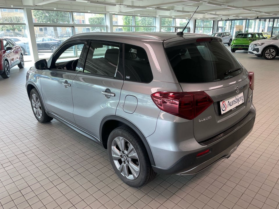 Suzuki Vitara 1,4 mHybrid Active 5d