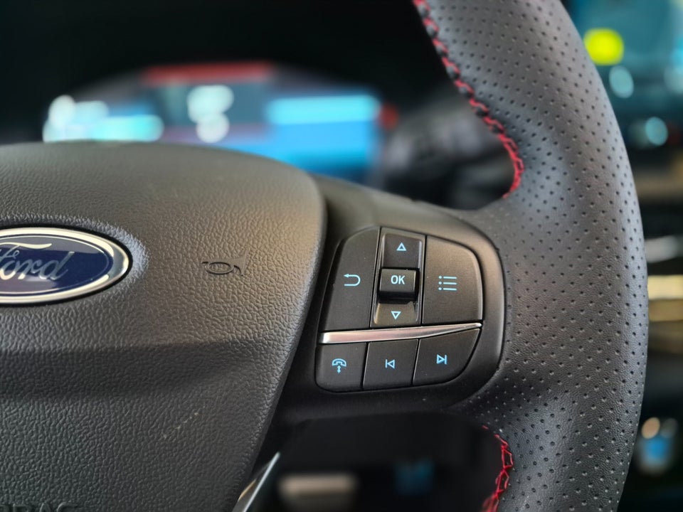 Ford Kuga 2,5 PHEV ST-Line X CVT 5d