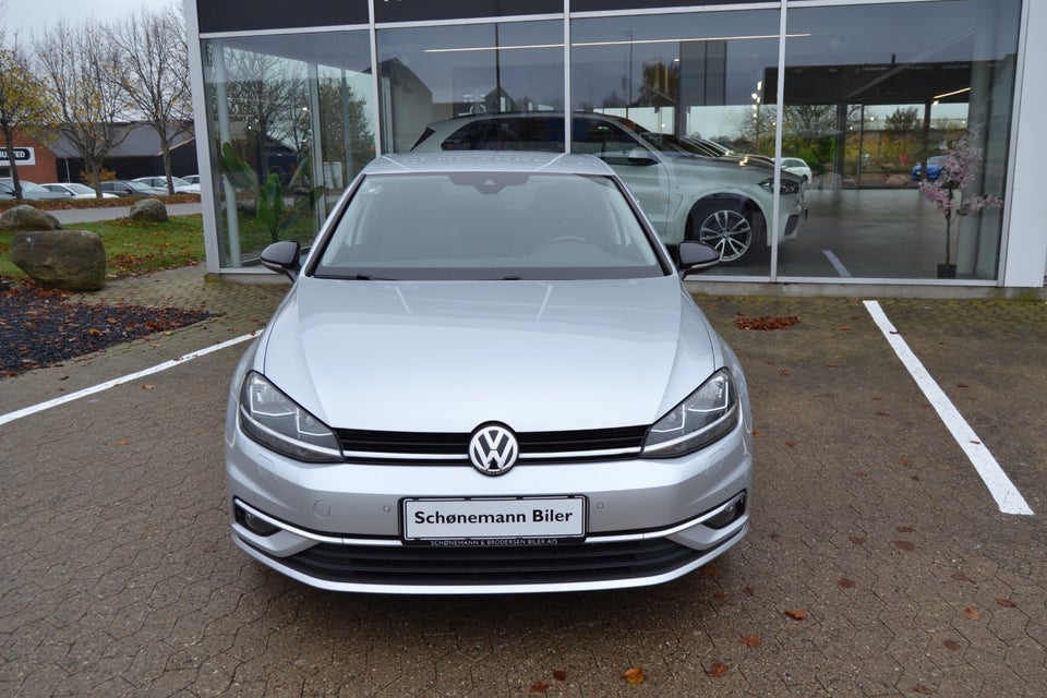 VW Golf VII 1,6 TDi 115 IQ.Drive DSG 5d