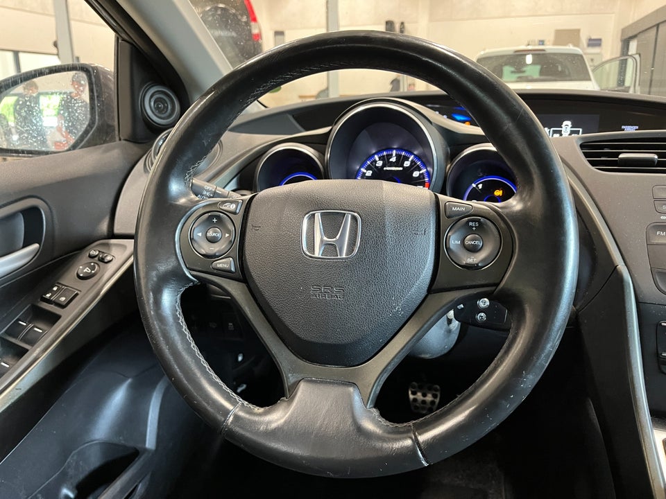 Honda Civic 1,8 i-VTEC Sport 5d
