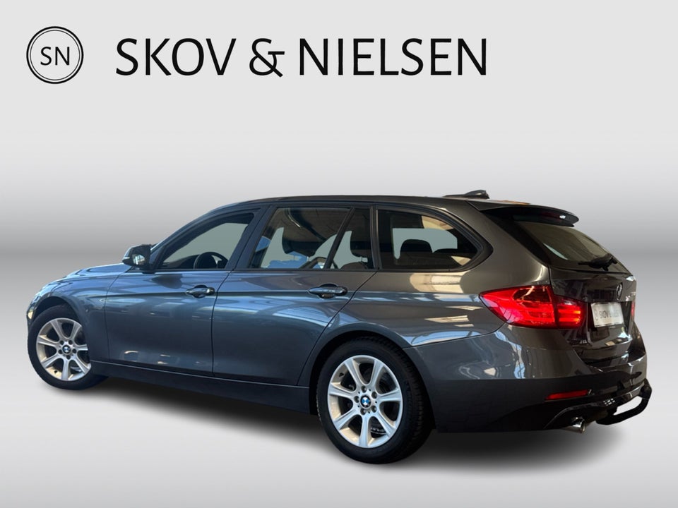 BMW 320d 2,0 Touring 5d