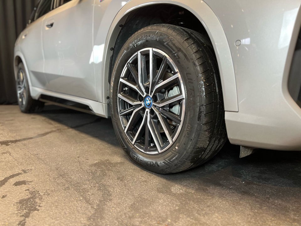 BMW iX1 eDrive20 M-Sport 5d