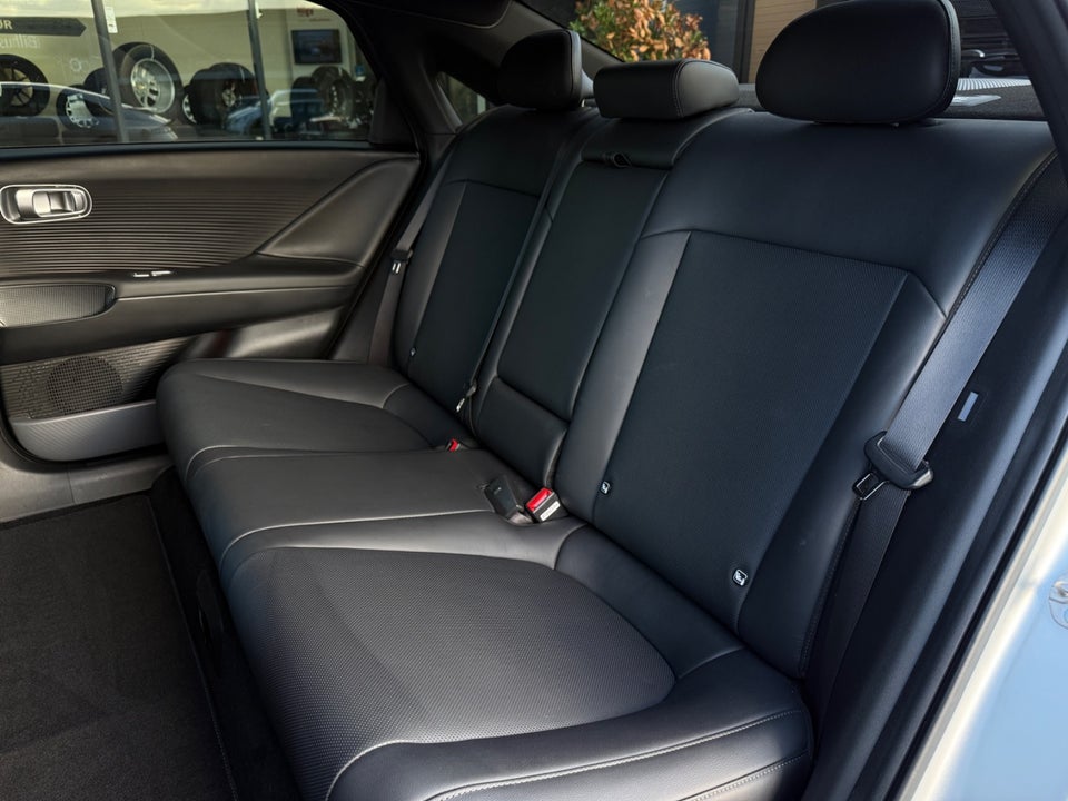 Hyundai Ioniq 6 77 Ultimate AWD 4d