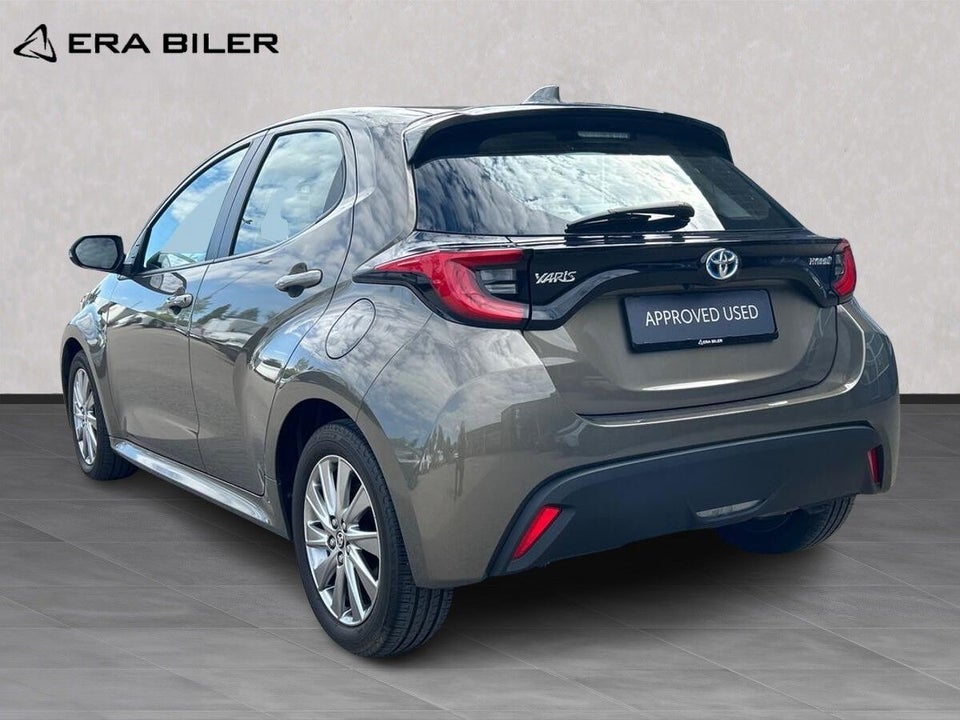 Toyota Yaris 1,5 Hybrid Active Tech e-CVT 5d