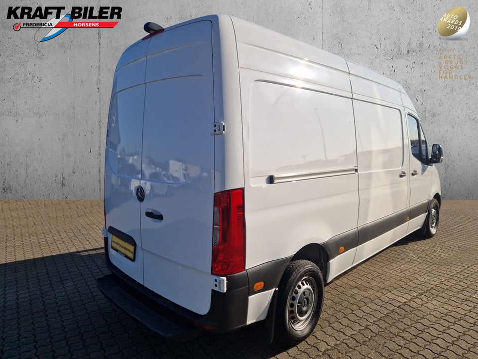 Mercedes Sprinter 214 2,2 CDi A2 Kassevogn aut. FWD