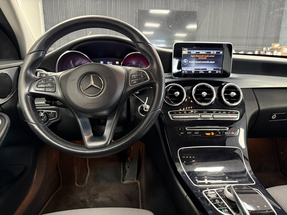 Mercedes C220 d 2,2 Avantgarde stc. aut. 5d