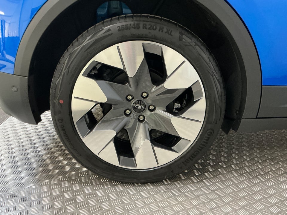 Ford Explorer 77 Premium Extended Range 5d