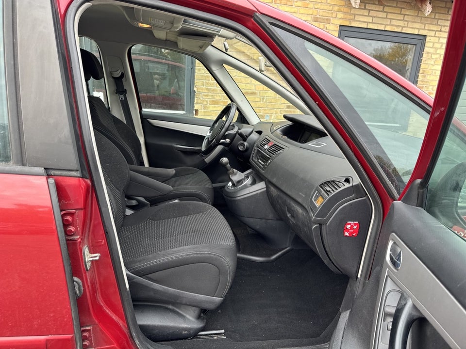 Citroën Grand C4 Picasso 1,8 16V 7prs 5d