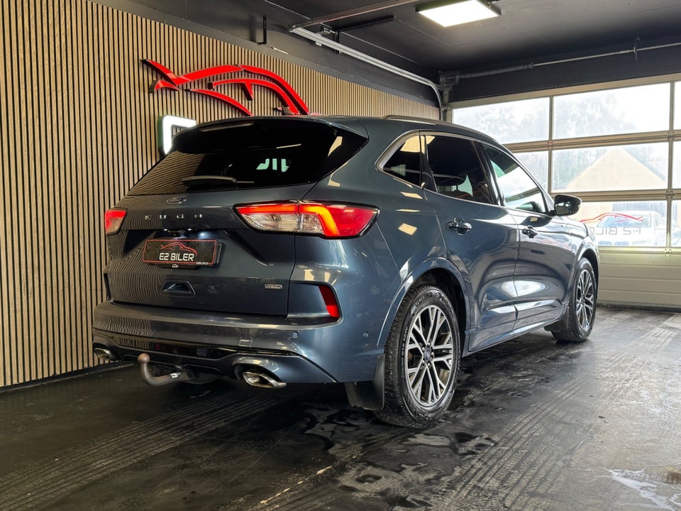 Ford Kuga 2,5 PHEV ST-Line X CVT 5d