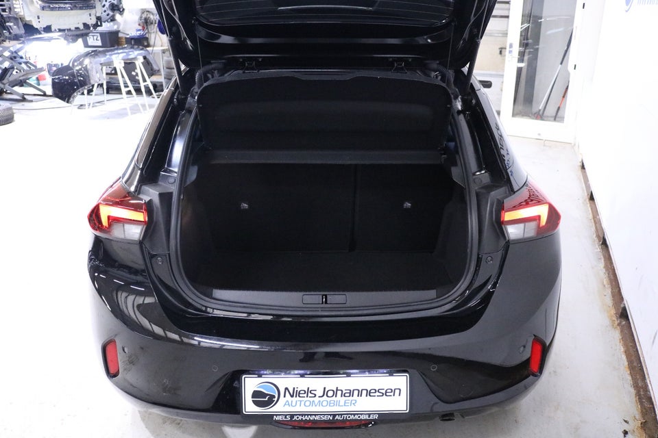 Opel Corsa 1,2 T 100 Black 5d