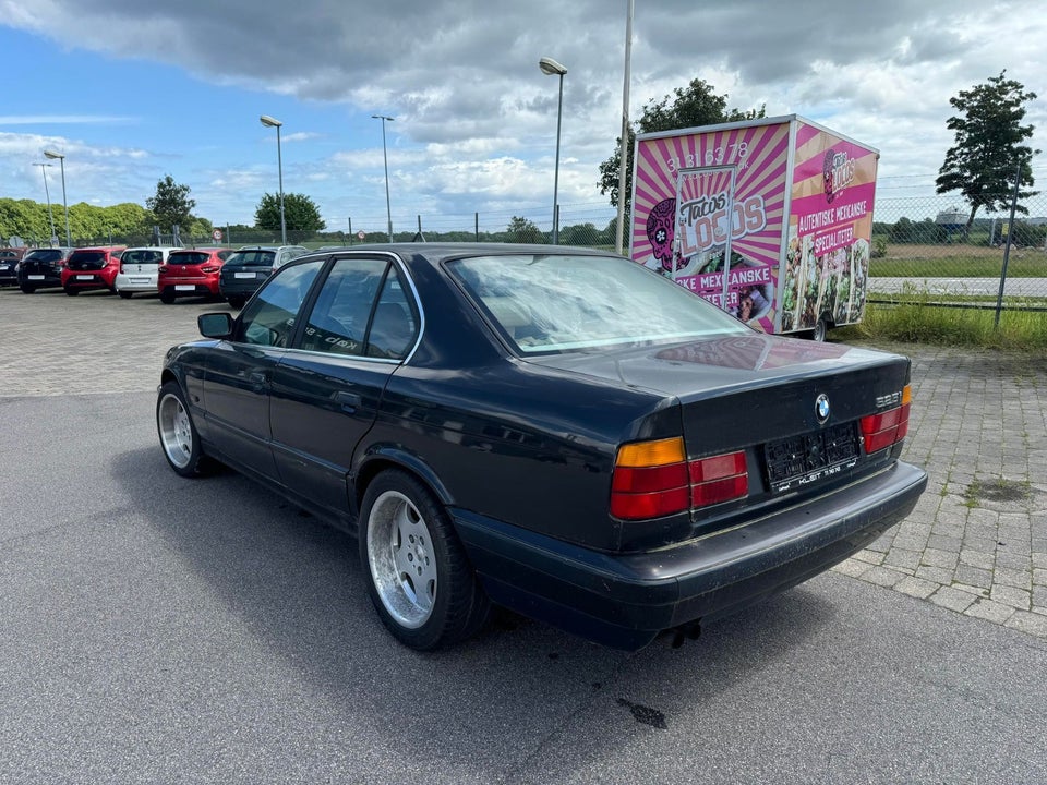 BMW 520i 2,0  4d