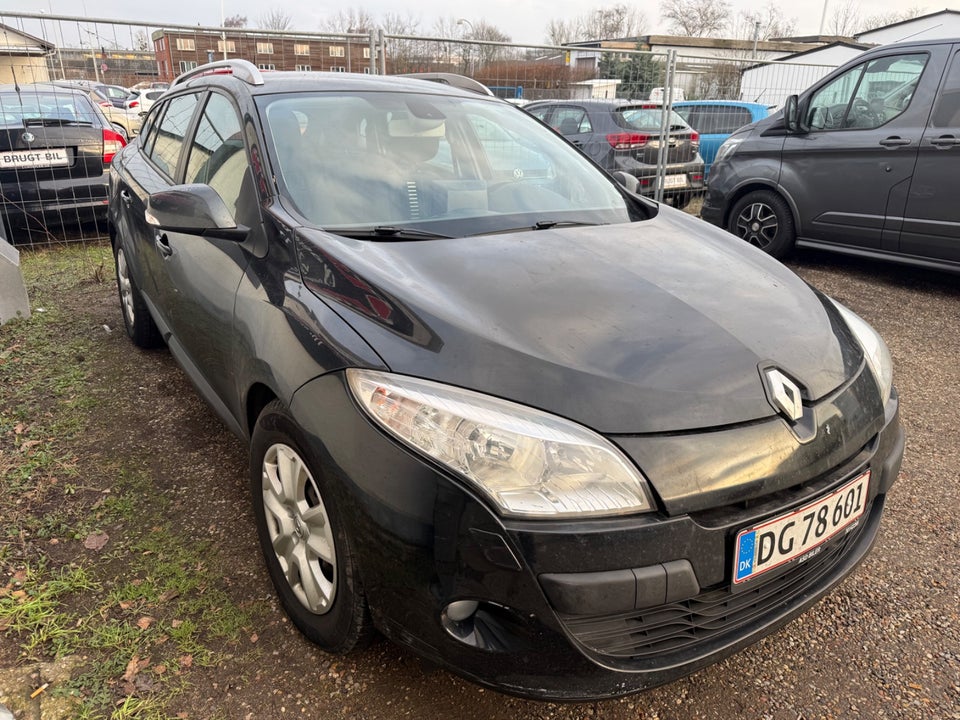 Renault Megane III 1,5 dCi 110 Expression Sport Tourer aut. 5d