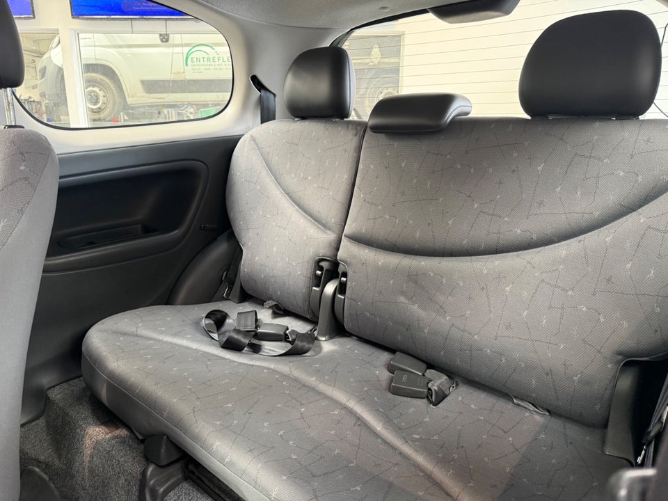 Toyota Yaris 1,0 Luna 3d