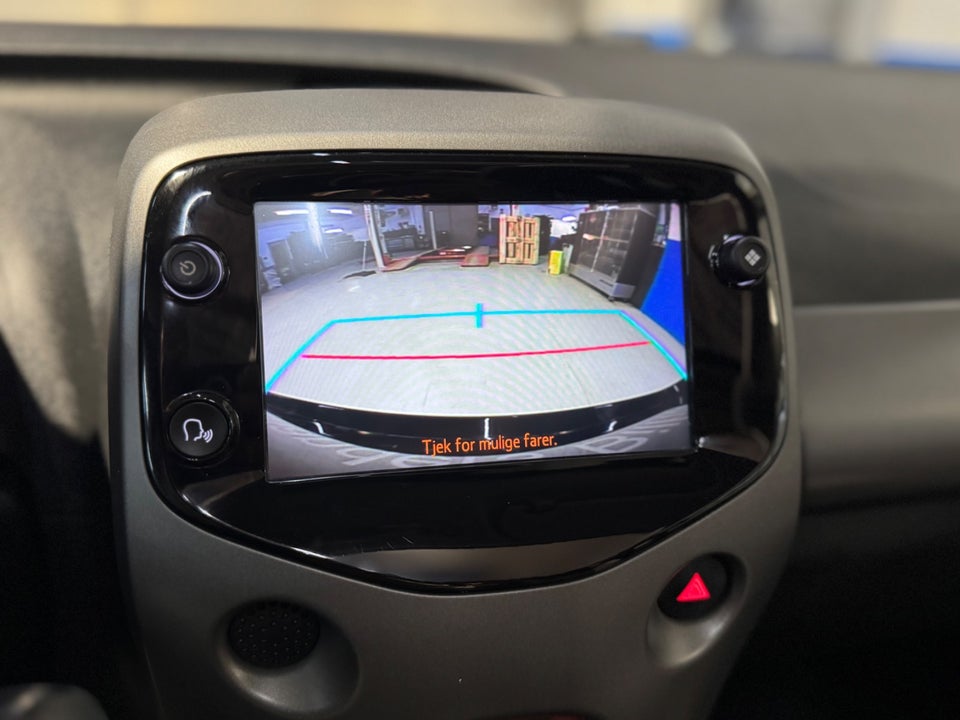 Toyota Aygo 1,0 VVT-i x-sky 5d