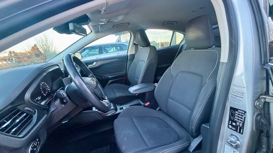 Ford Focus 1,0 EcoBoost Titanium 5d