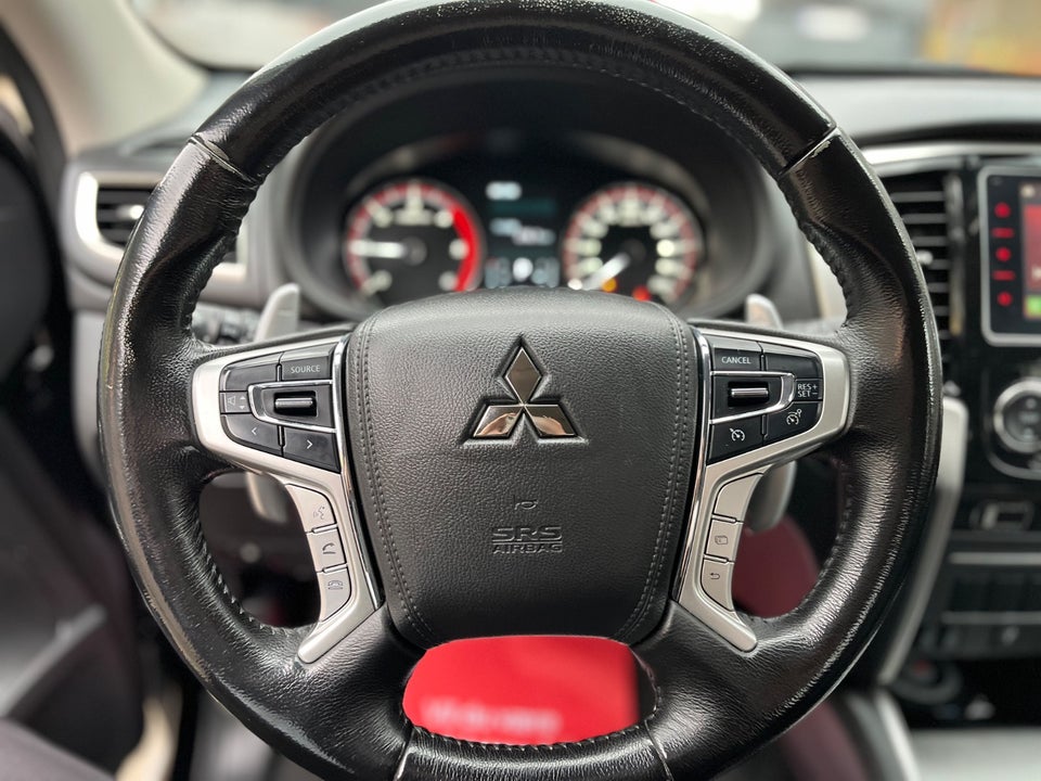 Mitsubishi L200 2,2 DI-D Instyle Db.Kab aut. 4d