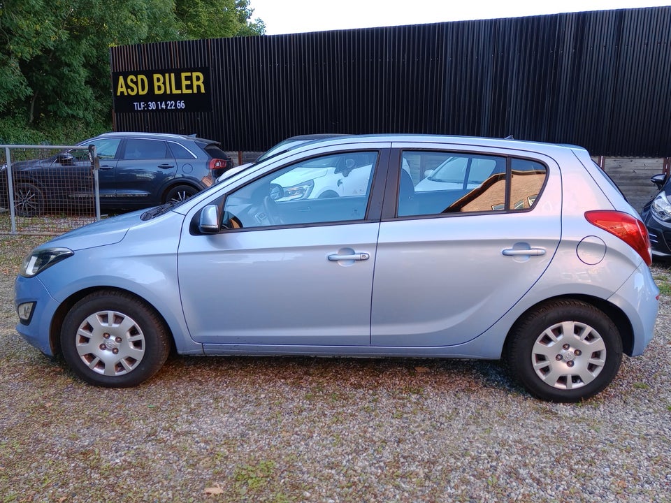 Hyundai i20 1,25 Comfort 5d