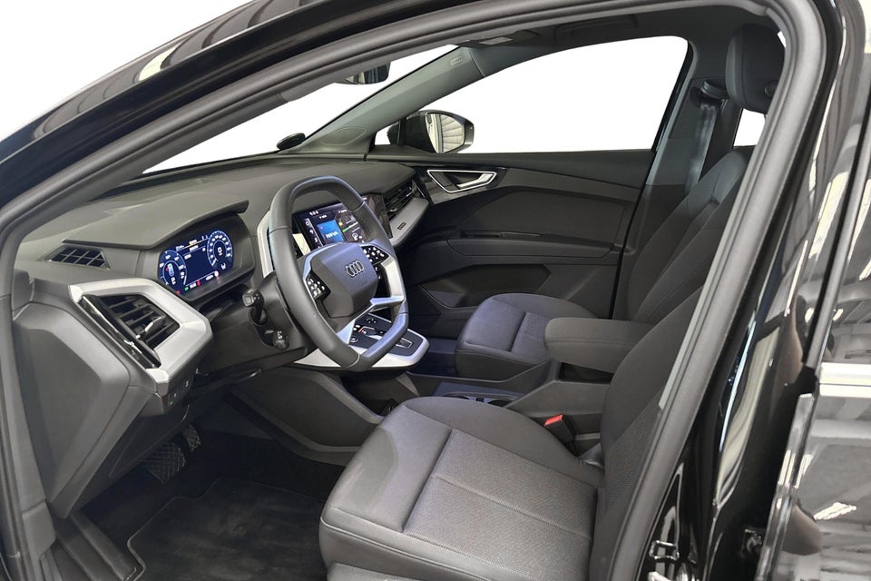 Audi Q4 e-tron 45 Progress 5d
