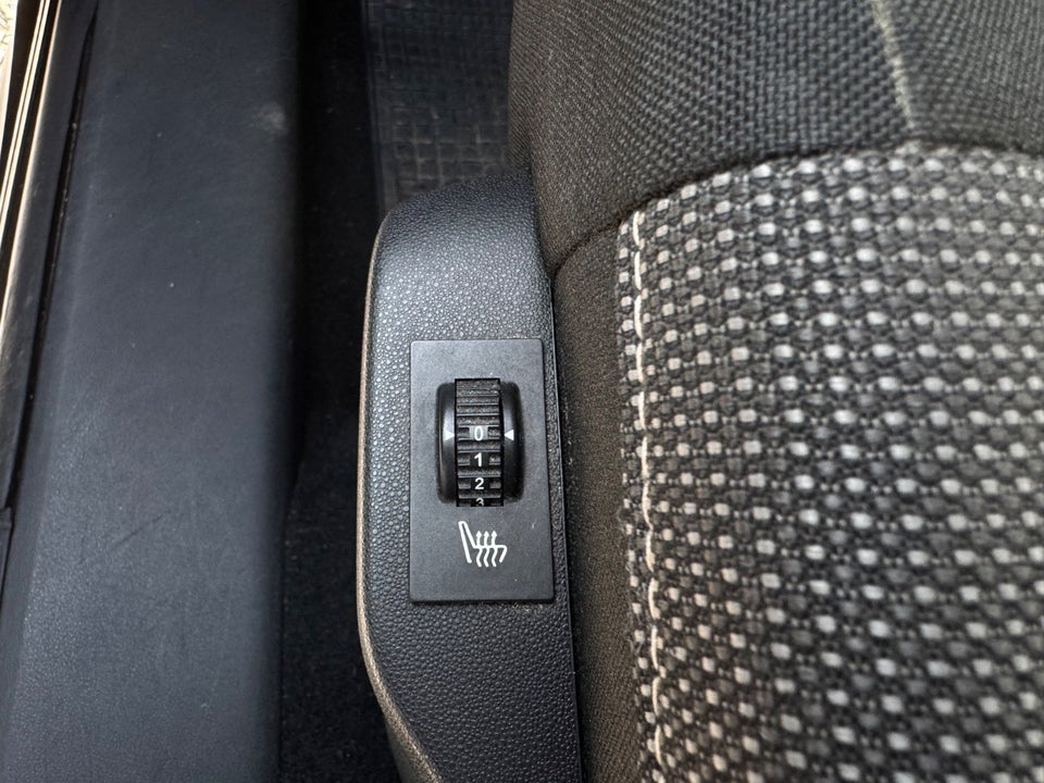 Citroën C4 Cactus 1,6 BlueHDi 100 Cool Comfort 5d