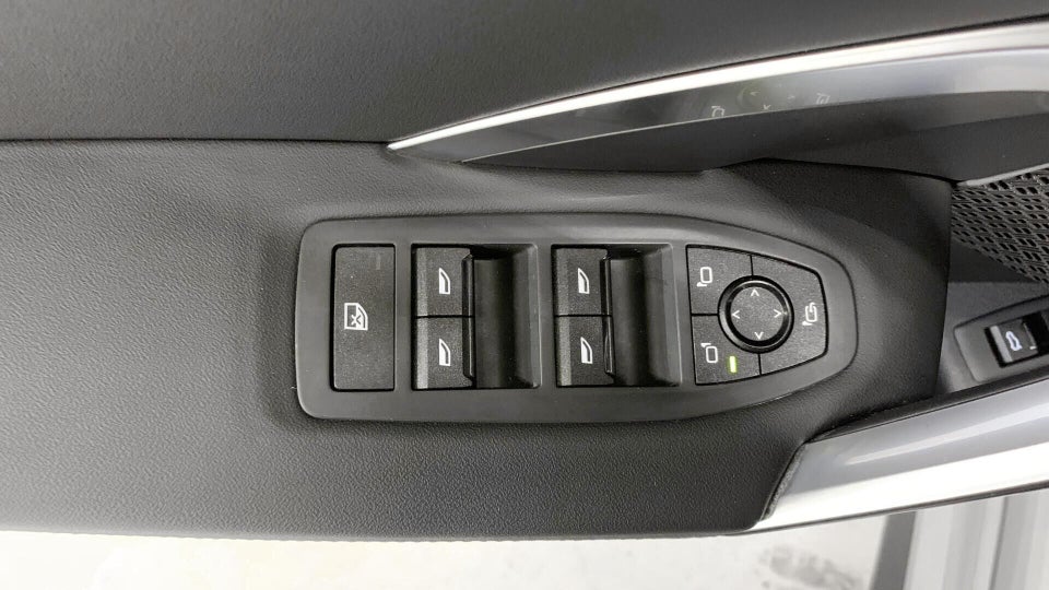 BMW iX1 eDrive20 M-Sport 5d