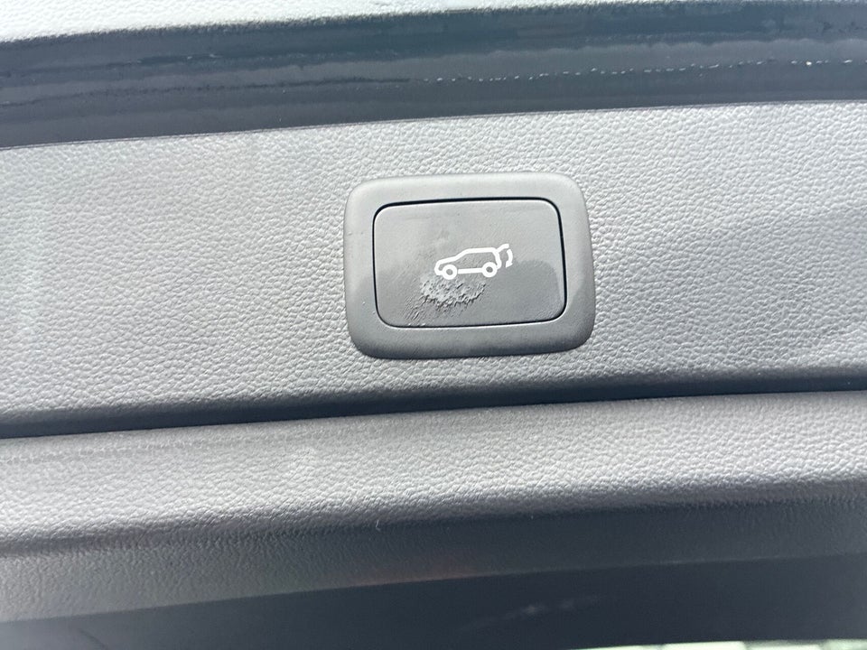 MG Marvel R Luxury 5d