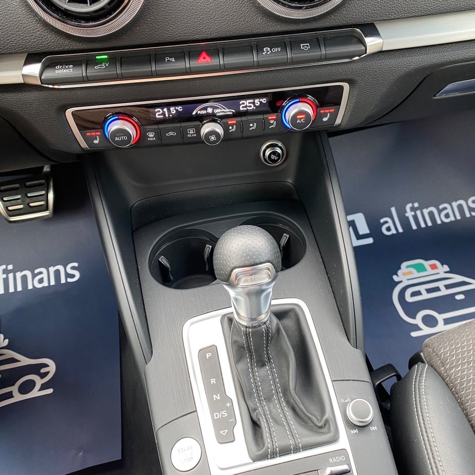 Audi A3 1,4 e-tron S-line Sportback S-tr. 5d