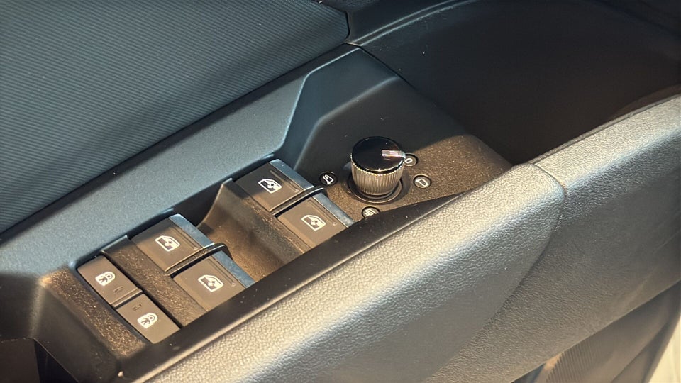 Audi Q4 e-tron 40 S-line 5d