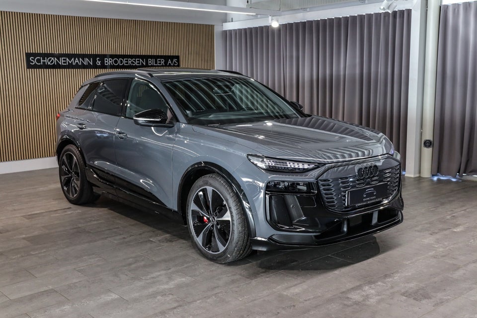 Audi SQ6 e-tron quattro 5d