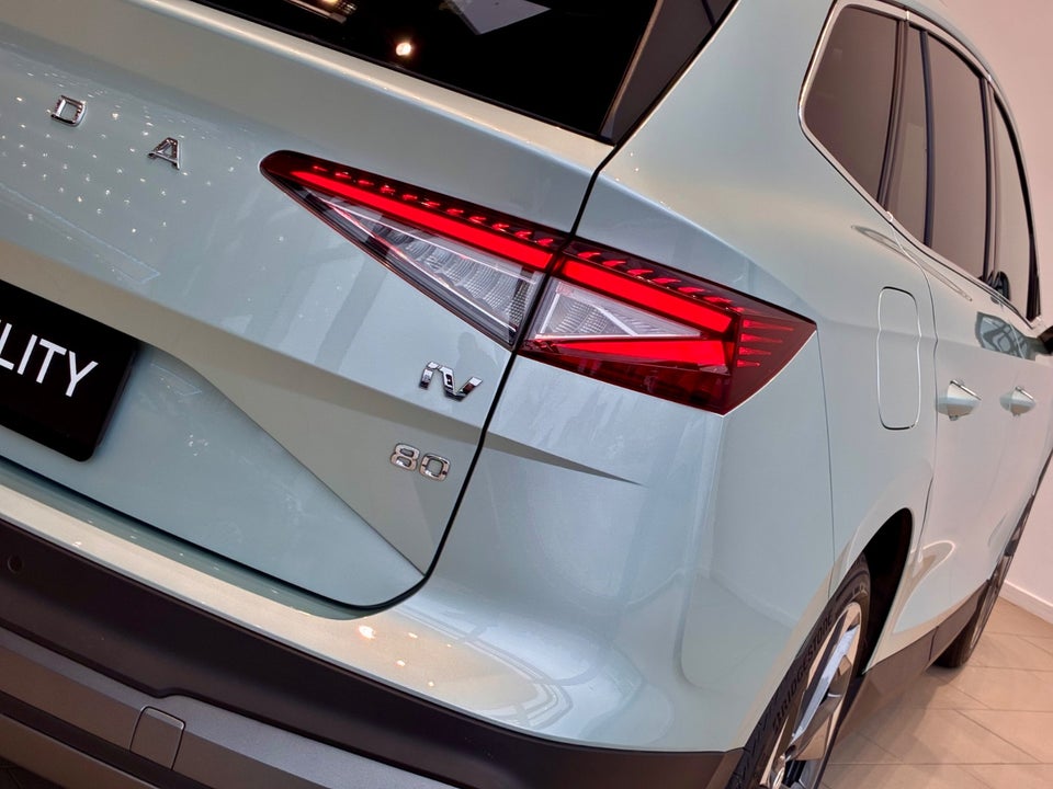 Skoda Enyaq 80 iV Plus ecoSuite 5d