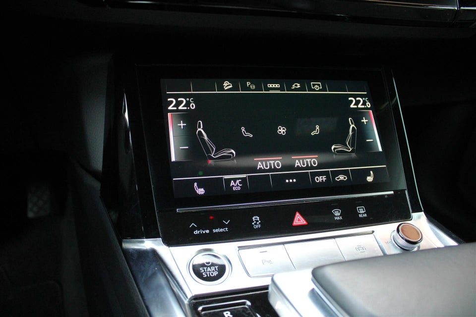 Audi e-tron 55 S-line Sportback quattro 5d