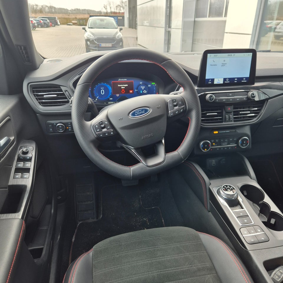Ford Kuga 2,5 PHEV ST-Line X CVT 5d