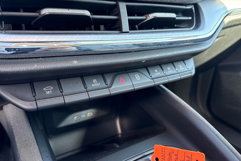 Skoda Enyaq 60 iV Loft 5d