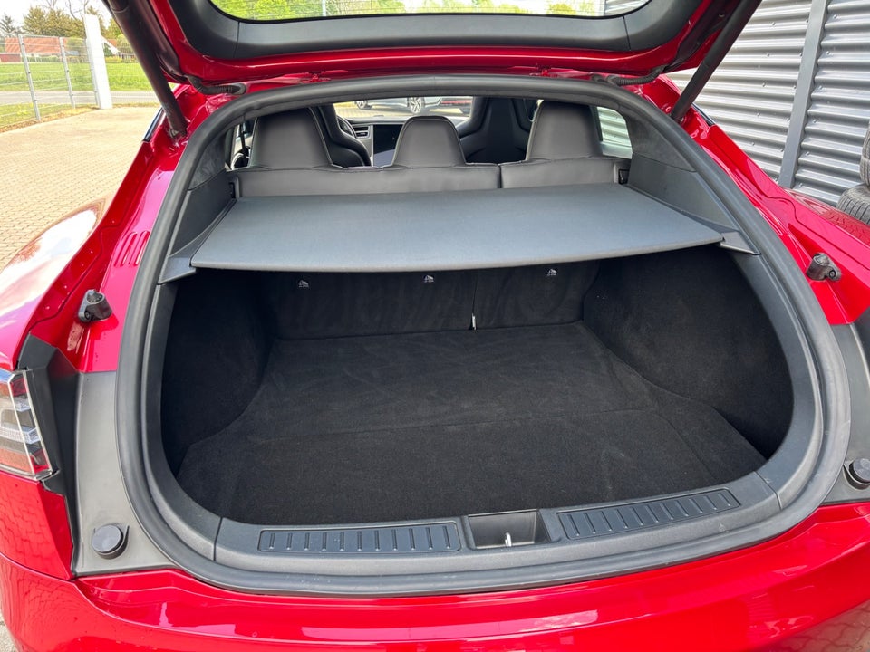 Tesla Model S P85D 5d