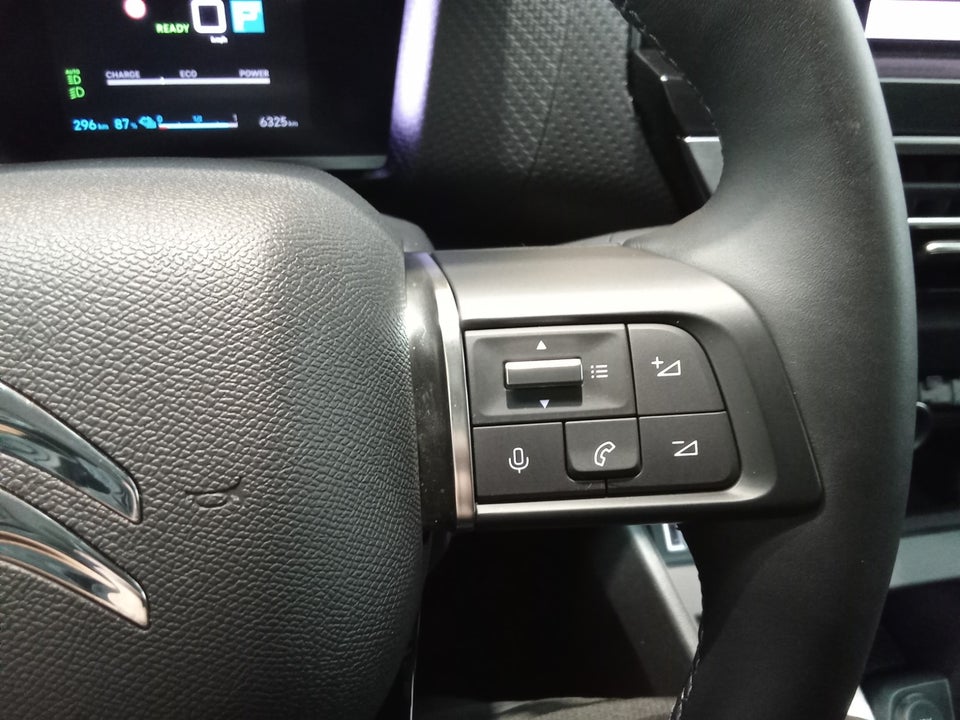 Citroën ë-C4 X 50 Palais Sky 4d
