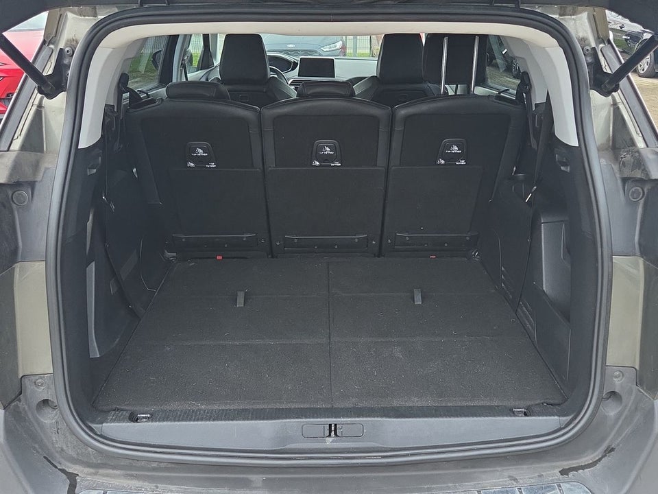 Peugeot 5008 1,2 e-THP 130 Allure EAT6 7prs 5d