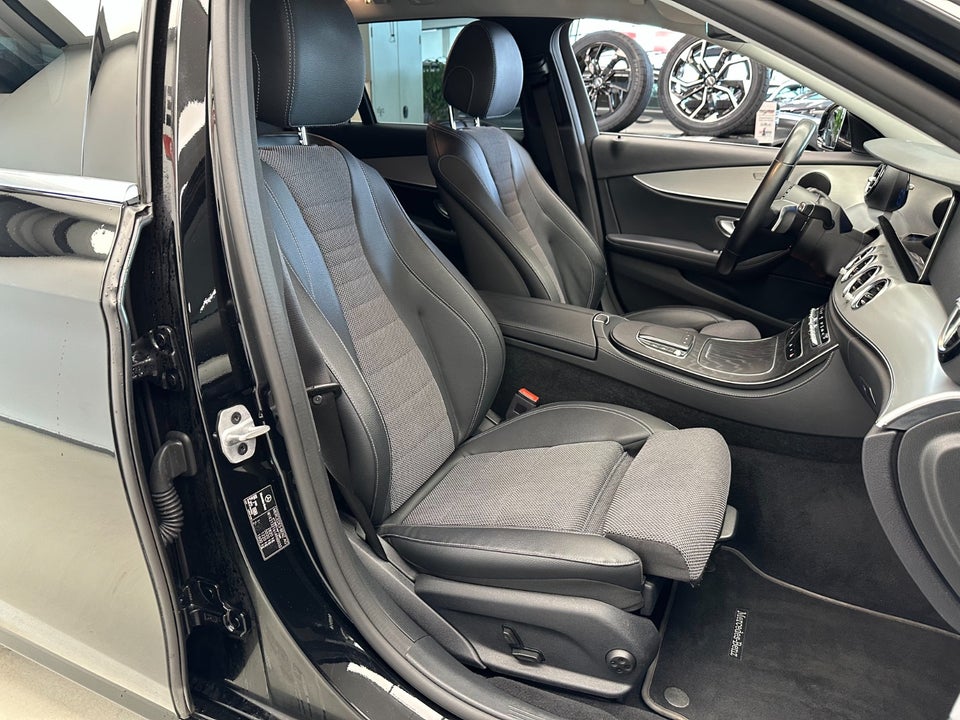 Mercedes E300 de 2,0 Business stc. aut. 5d