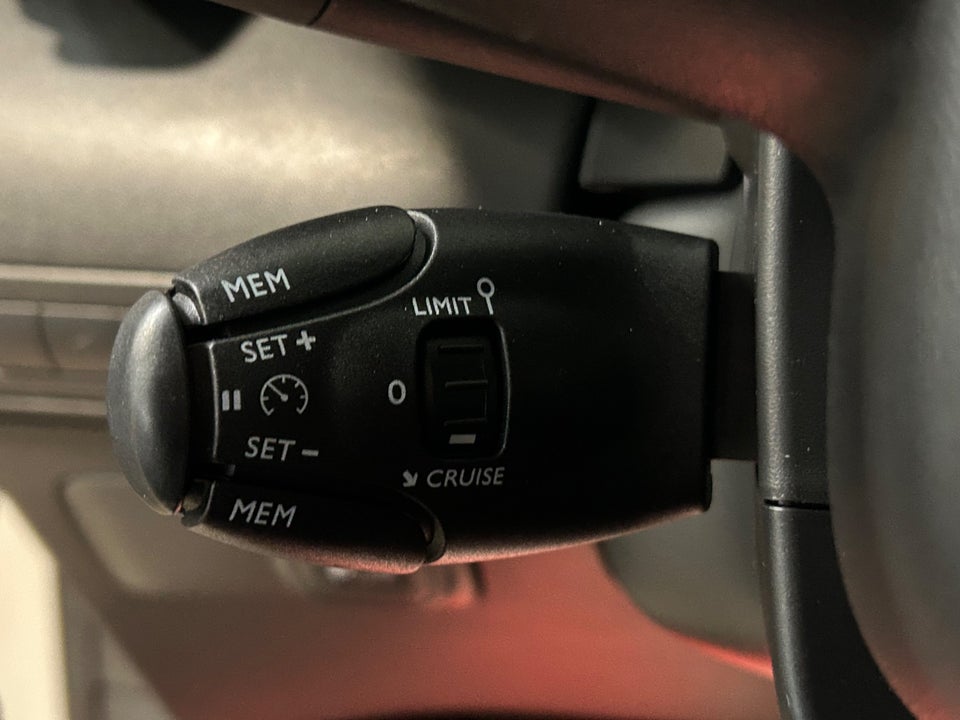 Citroën C3 Aircross 1,2 PureTech 110 Iconic EAT6 Grip 5d