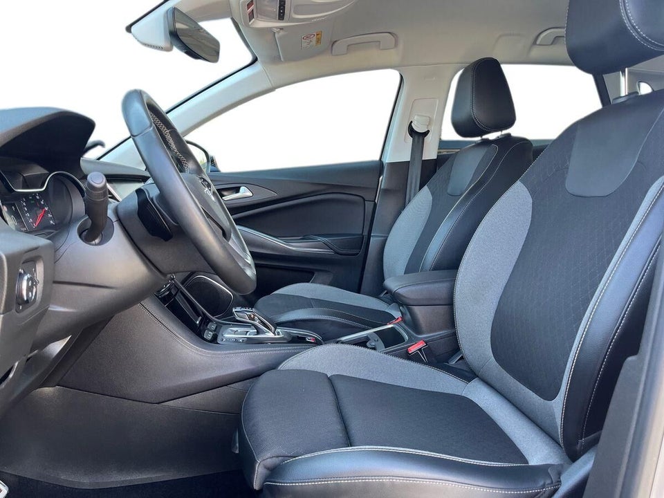 Opel Grandland X 1,6 Hybrid Ultimate aut. 5d