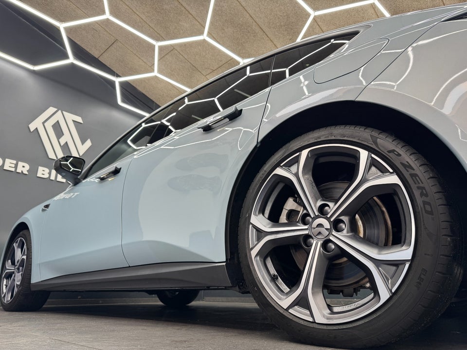 NIO ET5 100 Long Range 4d
