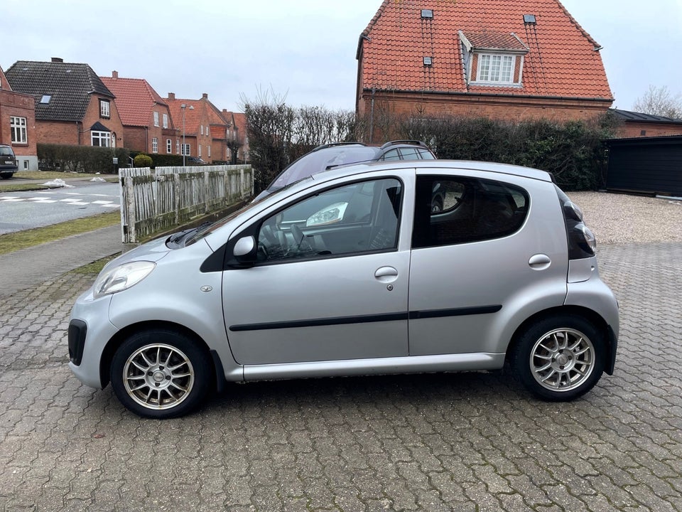 Citroën C1 1,0 VTi Feel 5d