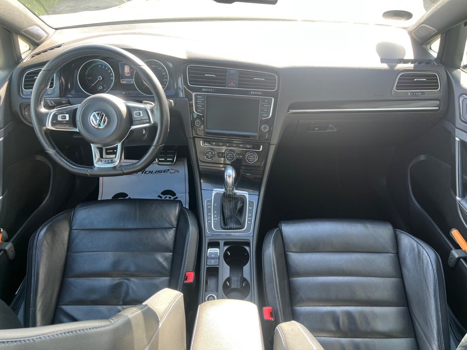 VW Golf VII 1,4 GTE Highline DSG 5d