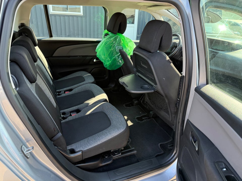 Citroën Grand C4 Picasso 1,2 PureTech 130 Cool 7prs 5d
