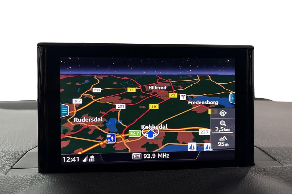 Audi Q2 1,4 TFSi 150 Sport S-tr. 5d