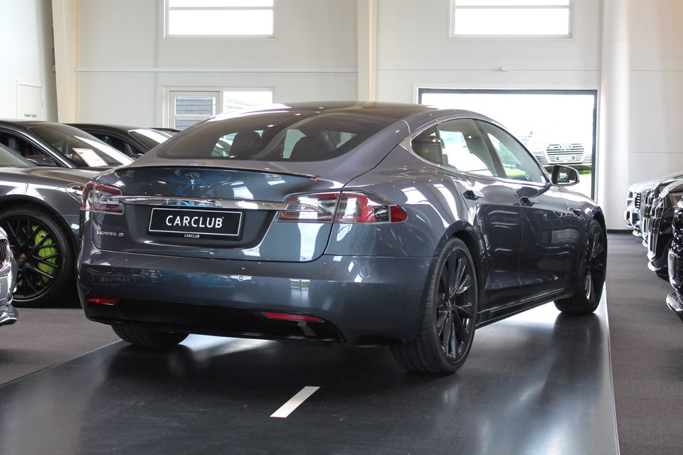 Tesla Model S Ludicrous Performance AWD 5d