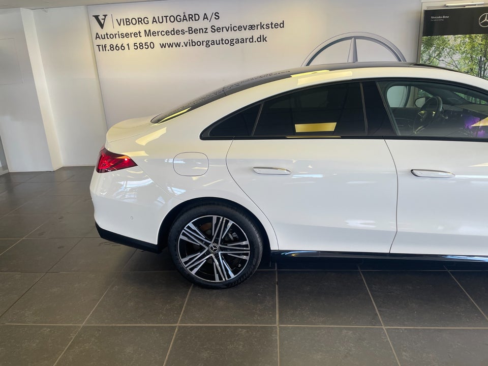 Mercedes CLA250+ electric Progressive Premium 4d
