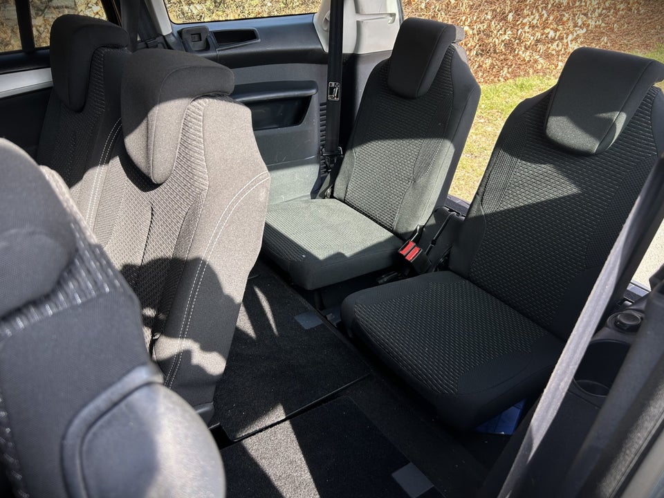 Citroën C4 Picasso 1,6 HDi 112 Seduction E6G 5d