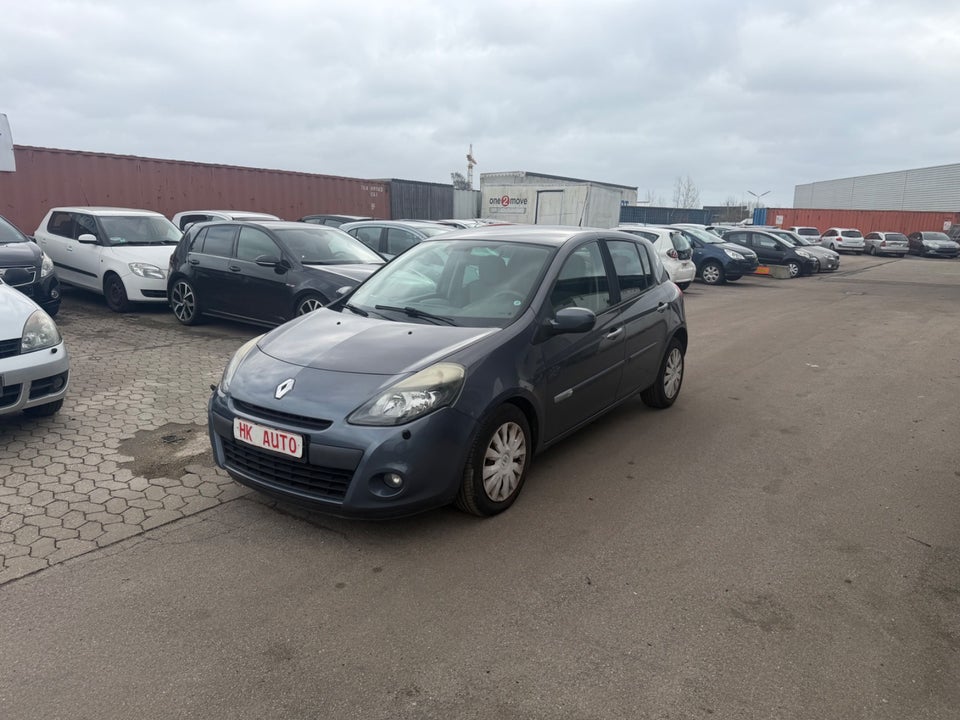 Renault Clio III 1,2 16V TCe Dynamique 5d