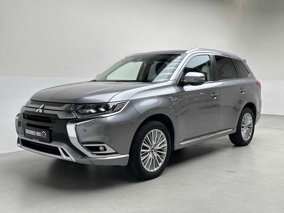 Mitsubishi Outlander 2,4 PHEV Intense CVT 4WD 5d