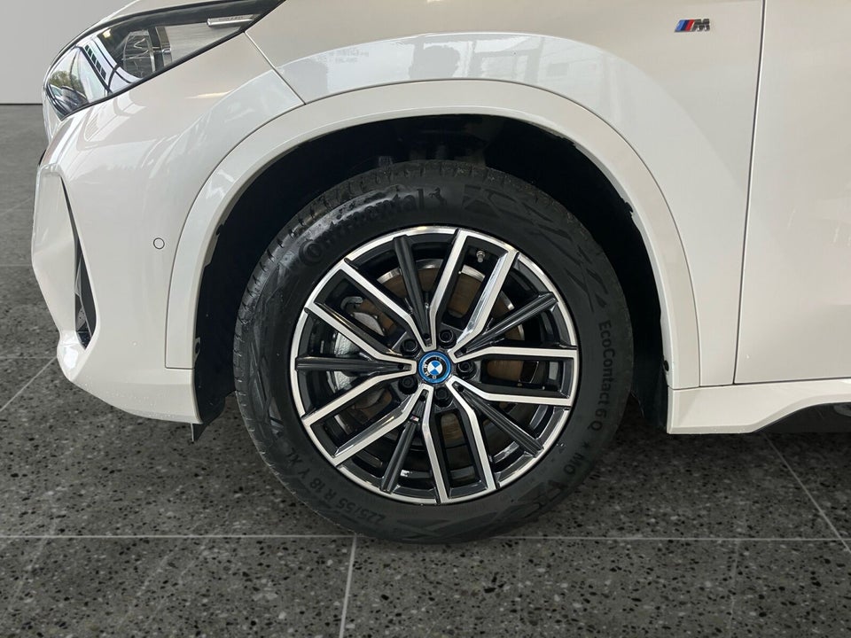 BMW iX1 xDrive30 M-Sport 5d