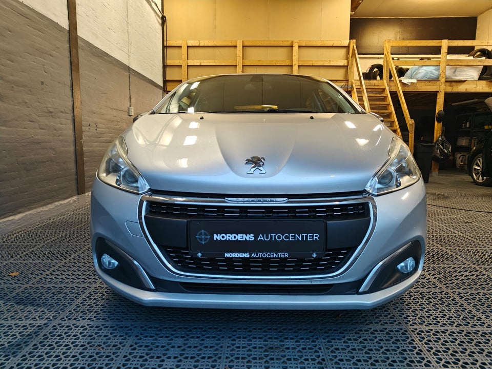 Peugeot 208 1,6 BlueHDi 100 Allure 5d